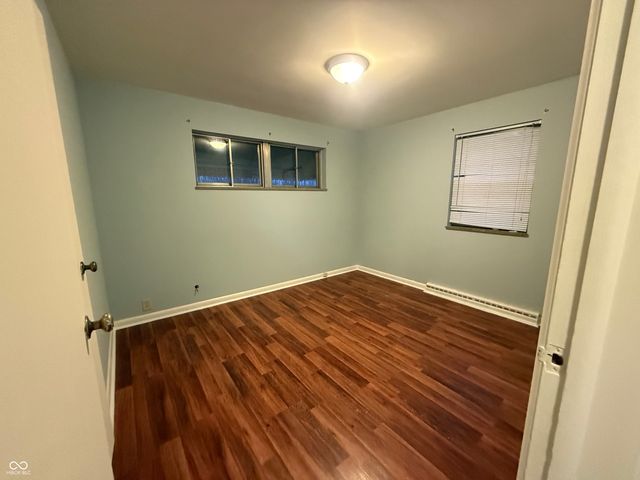 7050 Rockville Road, Indianapolis, IN 46214