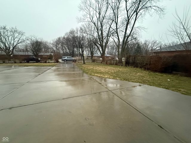 7050 Rockville Road, Indianapolis, IN 46214