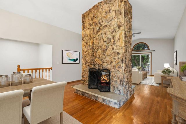 15700 Logarto Lane, Burnsville, MN 55306