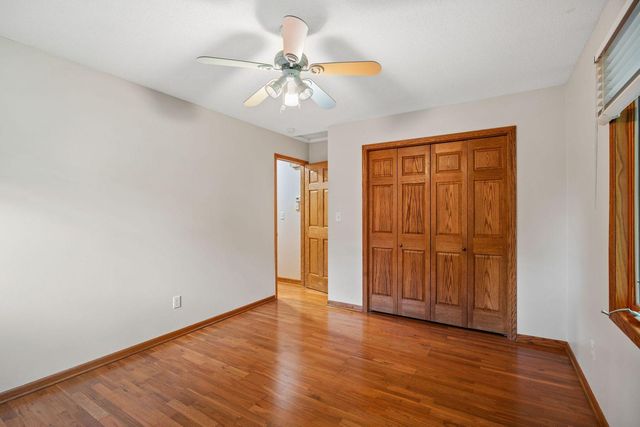 15700 Logarto Lane, Burnsville, MN 55306