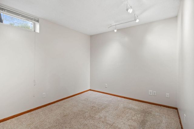 15700 Logarto Lane, Burnsville, MN 55306