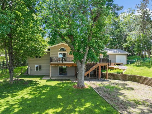 15700 Logarto Lane, Burnsville, MN 55306