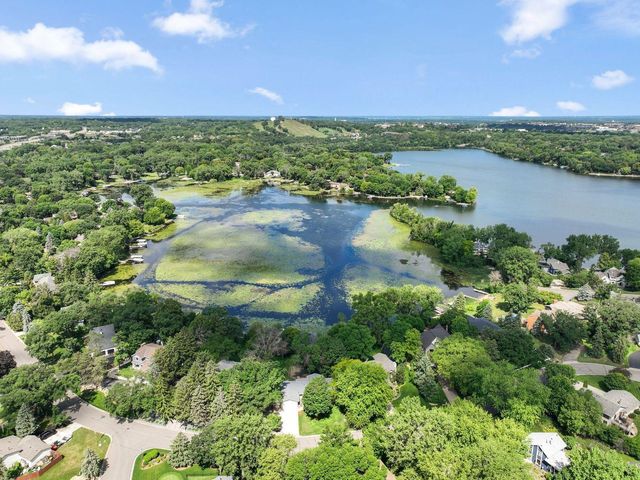 15700 Logarto Lane, Burnsville, MN 55306