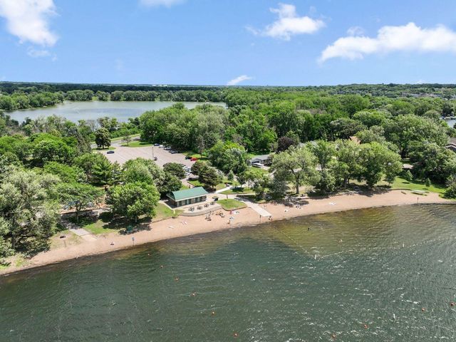 15700 Logarto Lane, Burnsville, MN 55306
