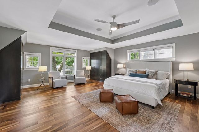 633 Park Street E, Wayzata, MN 55391