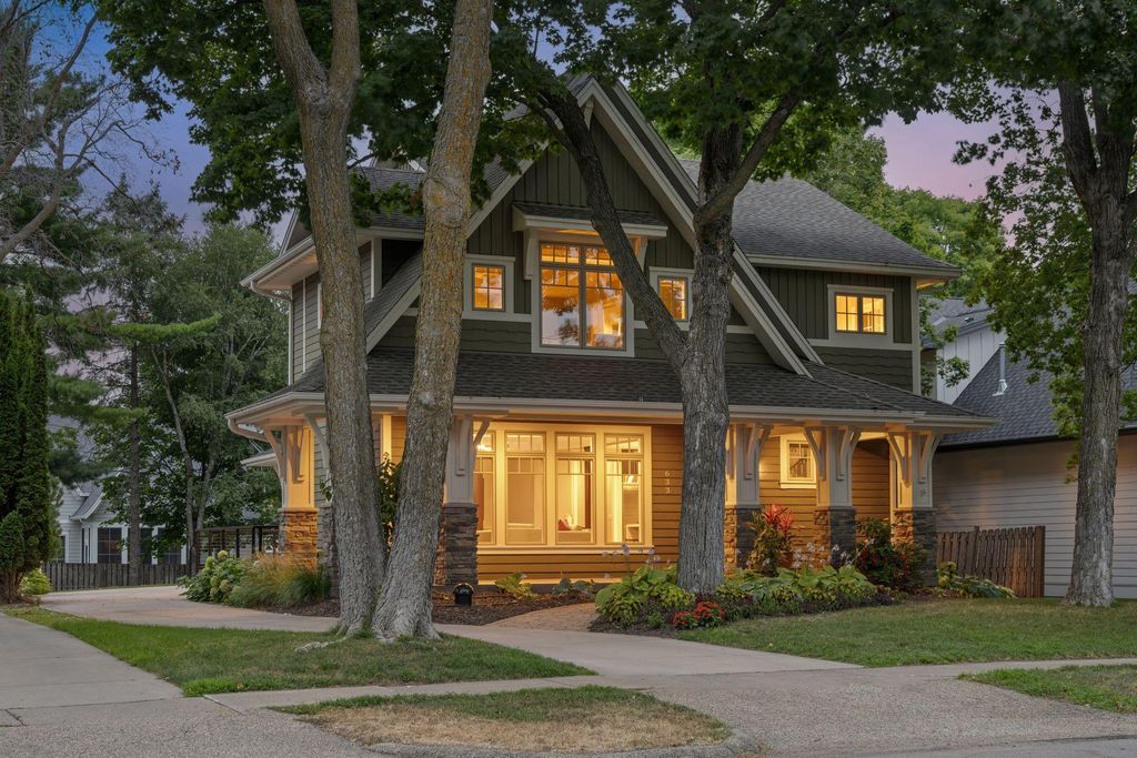 633 Park Street E, Wayzata, MN 55391 — exterior