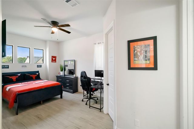 24 Road 6614, Dayton, TX 77535