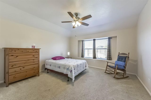 3411 Highland Point Lane, Pearland, TX 77581