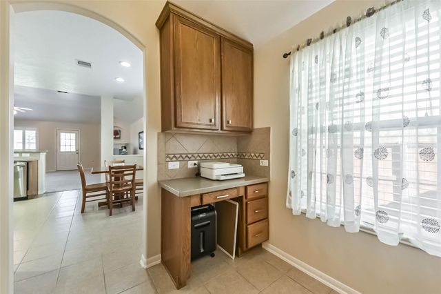 3411 Highland Point Lane, Pearland, TX 77581