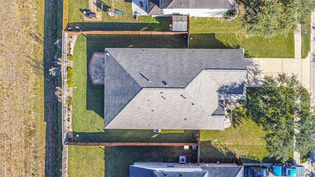 3411 Highland Point Lane, Pearland, TX 77581