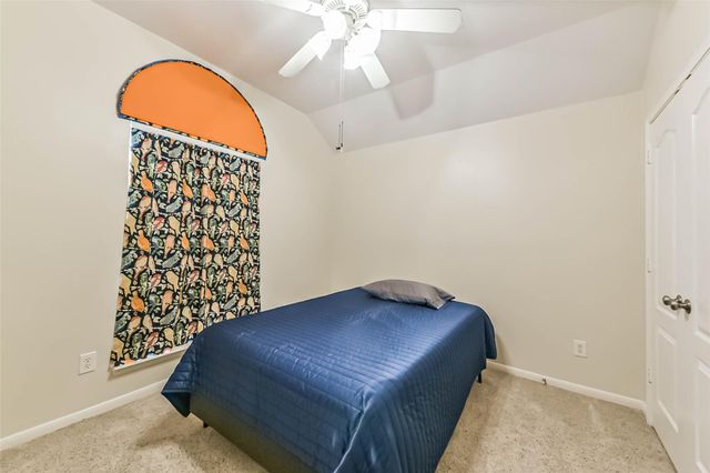 3411 Highland Point Lane, Pearland, TX 77581