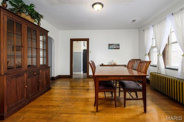 5001 Pernod Avenue, St Louis, MO 63139