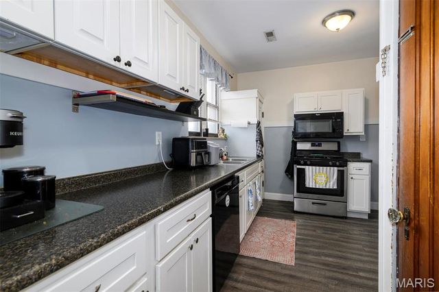 5001 Pernod Avenue, St Louis, MO 63139