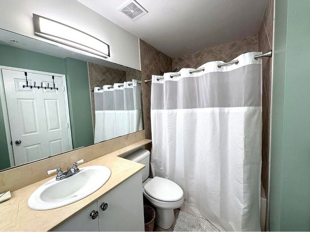 146 Moorings Drive, Lantana, FL 33462