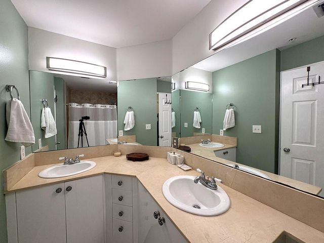 146 Moorings Drive, Lantana, FL 33462