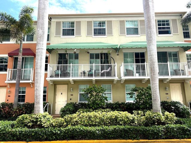 146 Moorings Drive, Lantana, FL 33462