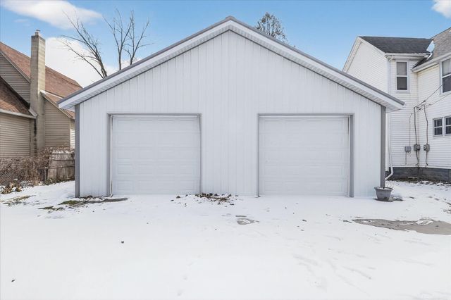 1133 Pine Street, Port Huron, MI 48060