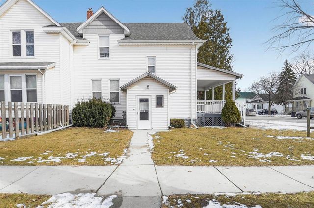 1133 Pine Street, Port Huron, MI 48060