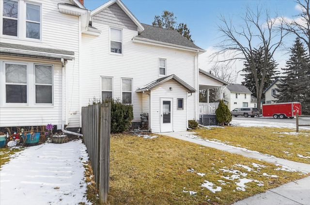 1133 Pine Street, Port Huron, MI 48060