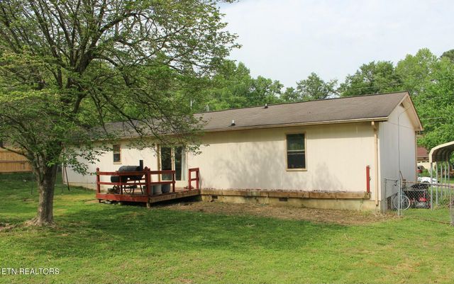 6521 Red Ash Rd, Knoxville, TN 37918