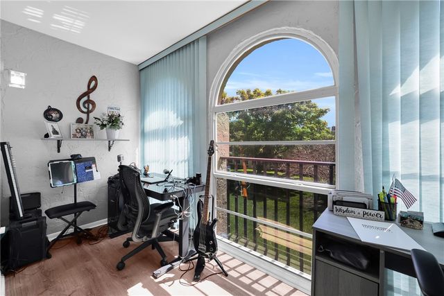 835 18th Street 608, Vero Beach, FL 32960