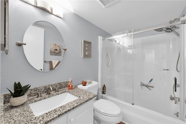 835 18th Street 608, Vero Beach, FL 32960