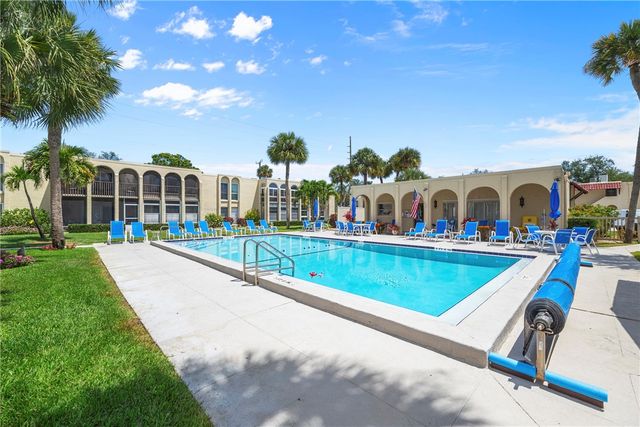 835 18th Street 608, Vero Beach, FL 32960