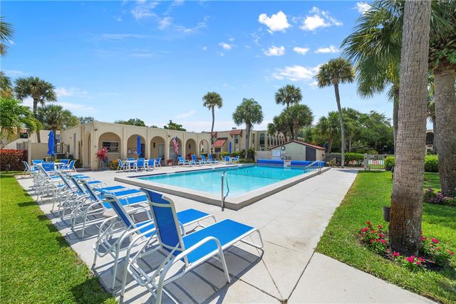 835 18th Street 608, Vero Beach, FL 32960