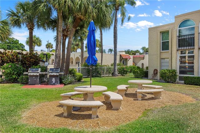 835 18th Street 608, Vero Beach, FL 32960