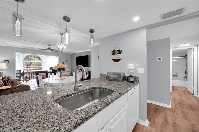 835 18th Street 608, Vero Beach, FL 32960