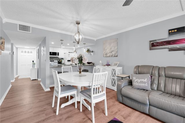 835 18th Street 608, Vero Beach, FL 32960