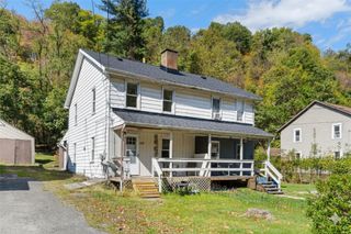 776-778 Baldwin Road, Lincoln Place, PA 15207