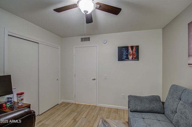 16118 W Vista N Drive, Sun City West, AZ 85375