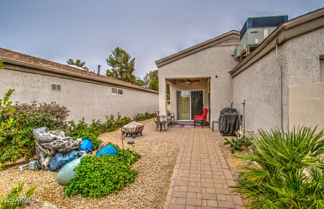 16118 W Vista N Drive, Sun City West, AZ 85375