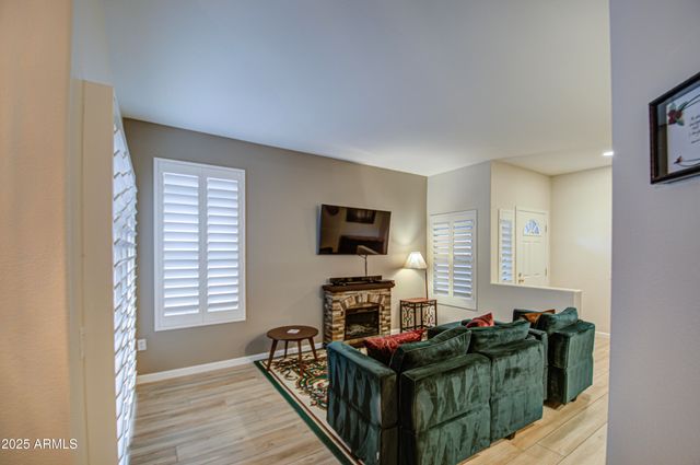 16118 W Vista N Drive, Sun City West, AZ 85375