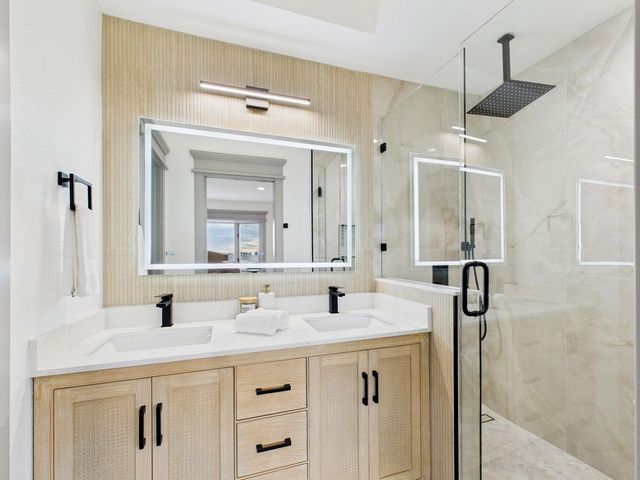 17658 Garland Ct, Castro Valley, CA 94546