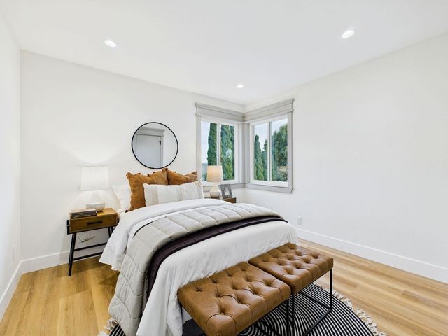 17658 Garland Ct, Castro Valley, CA 94546