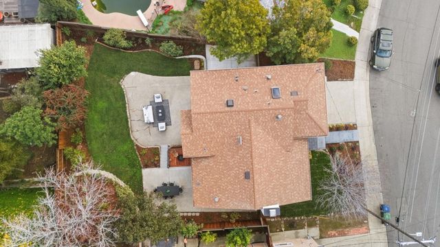 17658 Garland Ct, Castro Valley, CA 94546