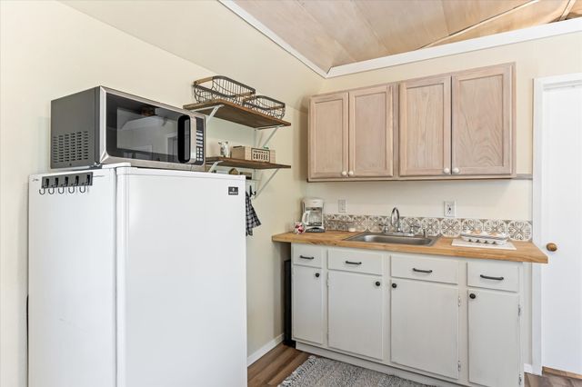 1549 County Road 180, Stephenville, TX 76401