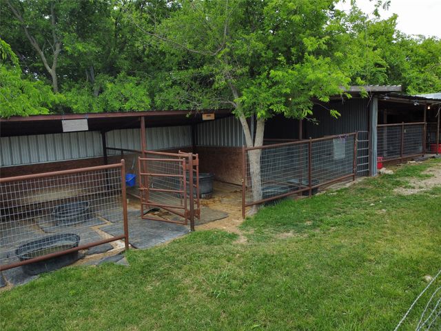 1549 County Road 180, Stephenville, TX 76401