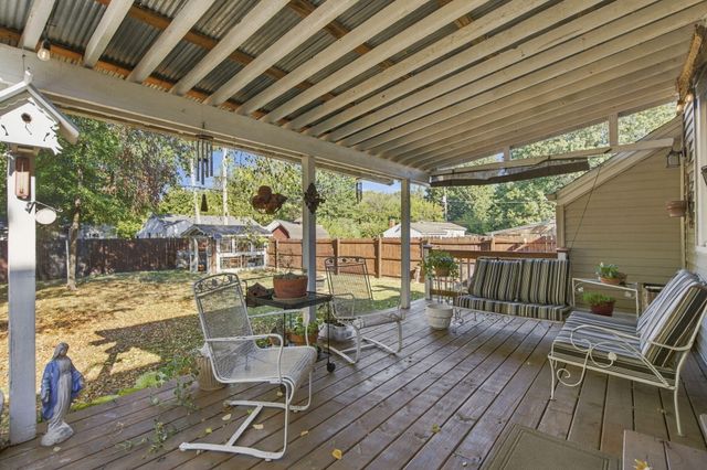 1739 S Kentwood Avenue, Springfield, MO 65804