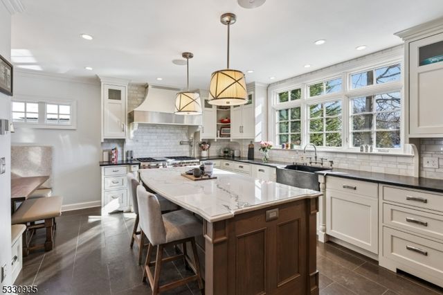 112 Wyoming Ave, Maplewood Twp., NJ 07040