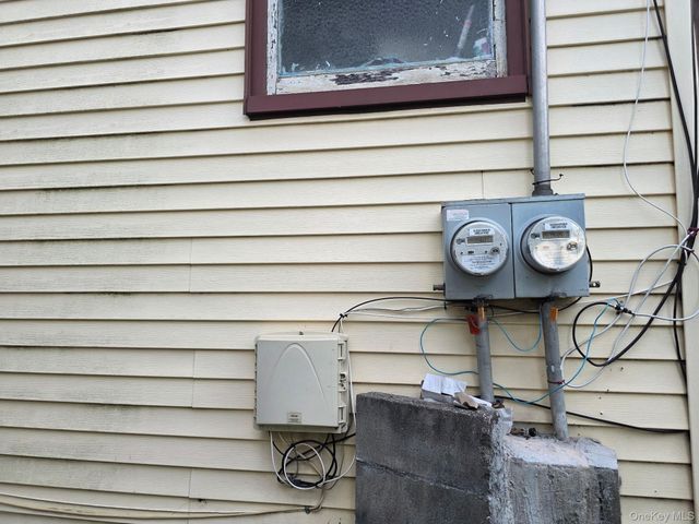22 Webb Avenue, Hempstead, NY 11550