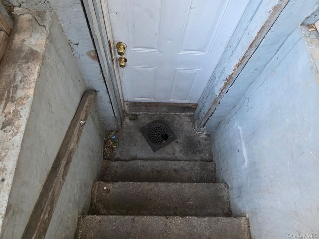 22 Webb Avenue, Hempstead, NY 11550