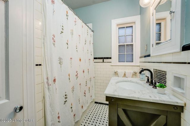 1285 Royal Ave, Louisville, KY 40204