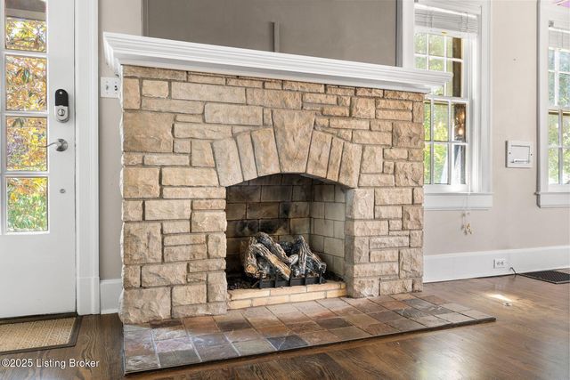 1285 Royal Ave, Louisville, KY 40204