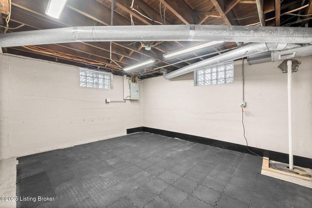 1285 Royal Ave, Louisville, KY 40204