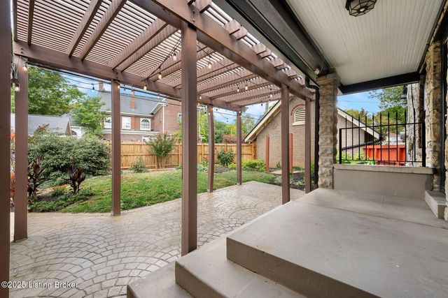 1285 Royal Ave, Louisville, KY 40204