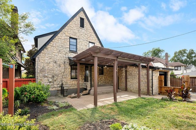 1285 Royal Ave, Louisville, KY 40204