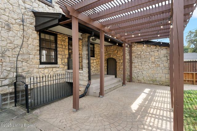 1285 Royal Ave, Louisville, KY 40204